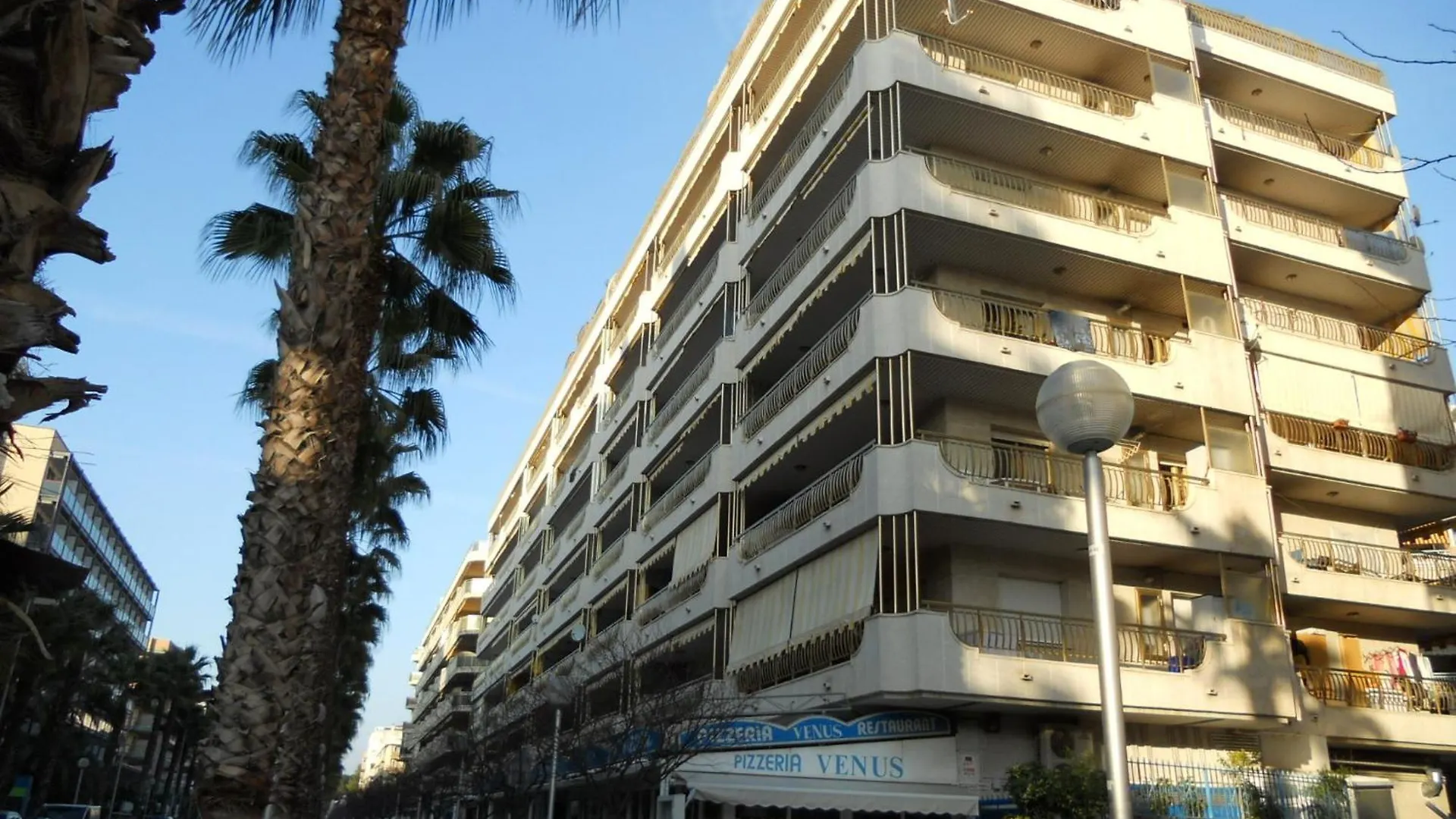 Daire Apartamentos Indasol Salou